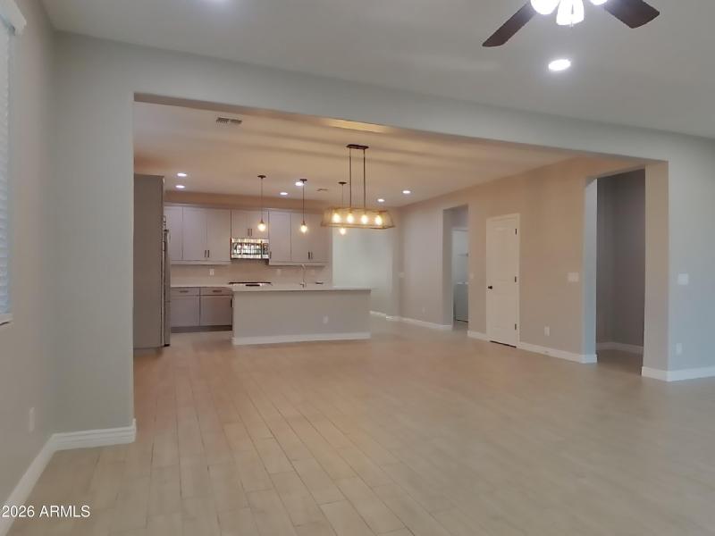 6_pc_u9TrZv1rG9_SBMXdtAKAT_other_room_t3