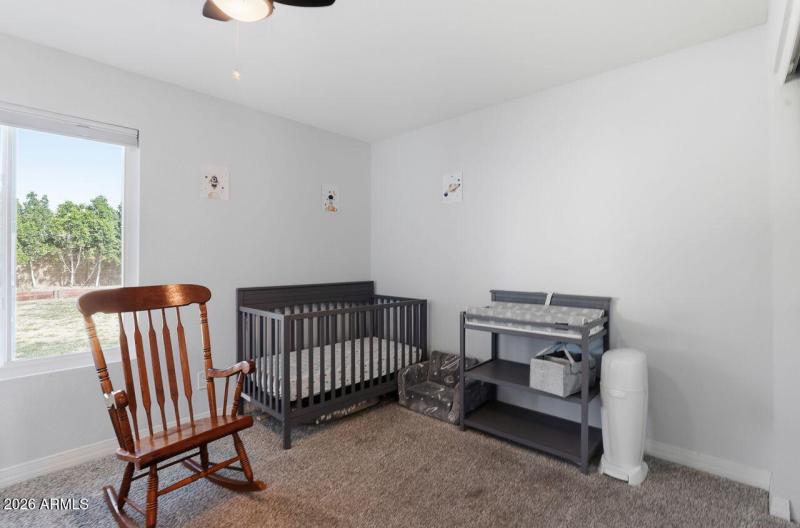 21-web-or-mls-6016 W Kings Ave Glendale,