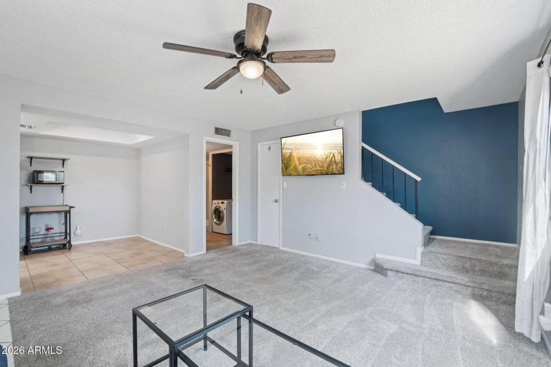 7-web-or-mls-E Hartford Ave 41-S0303-007