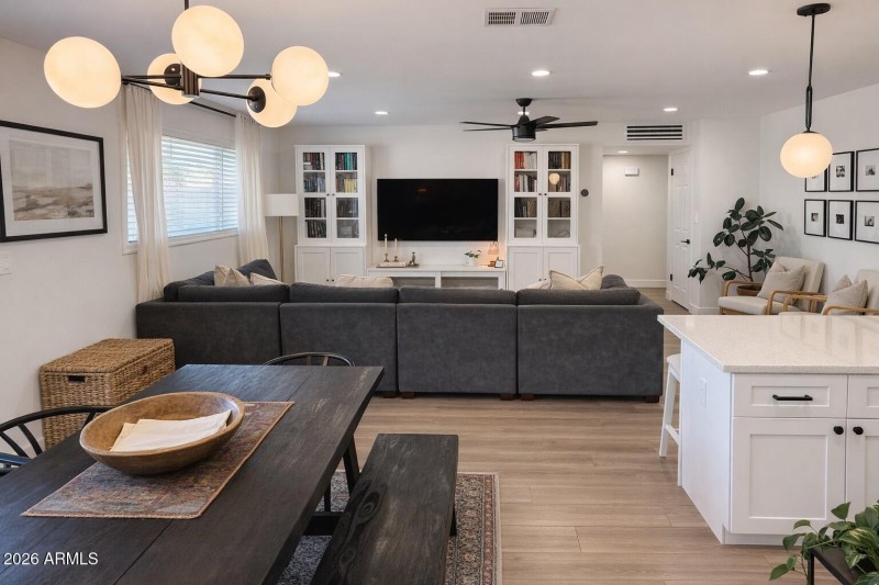 8) 67264-697c34b26098e