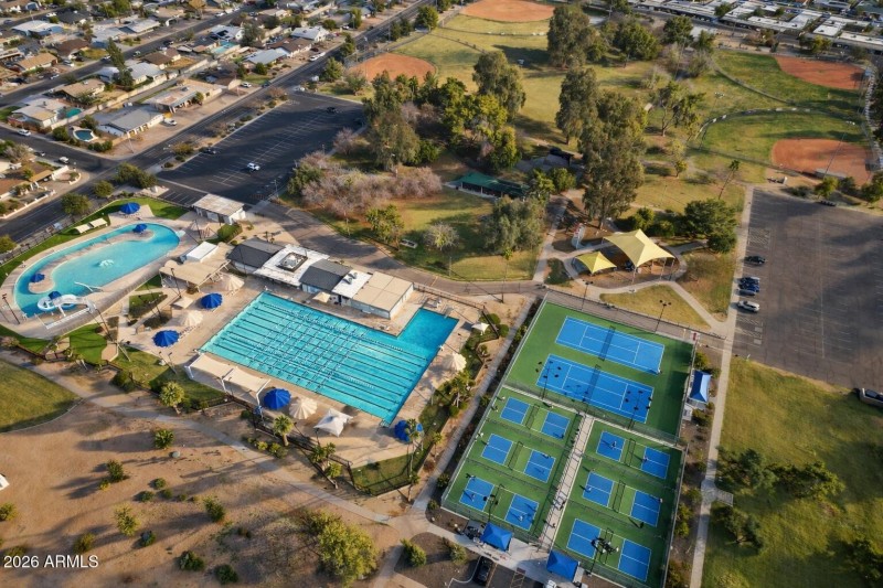 35) 67264-697c34b33e841