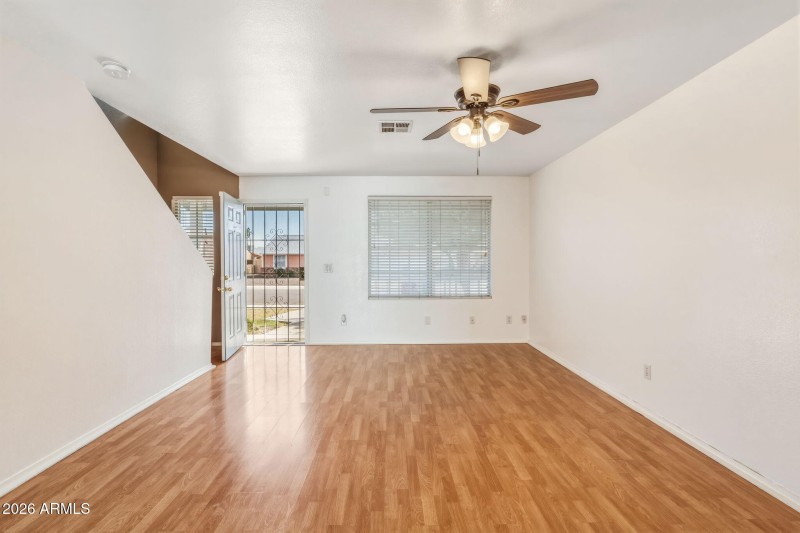 4-web-or-mls-DSC_2004