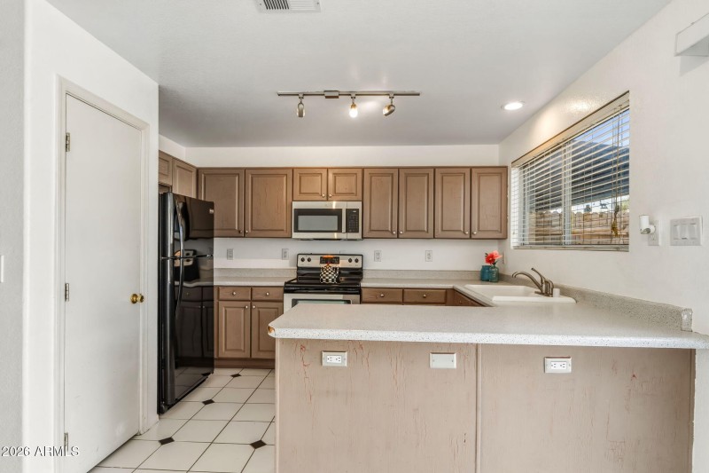 12-web-or-mls-DSC_2012