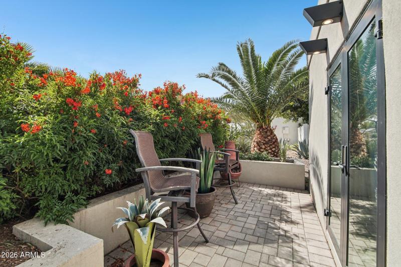 5-web-or-mls-E Betty Elyse Ln-S0303-005