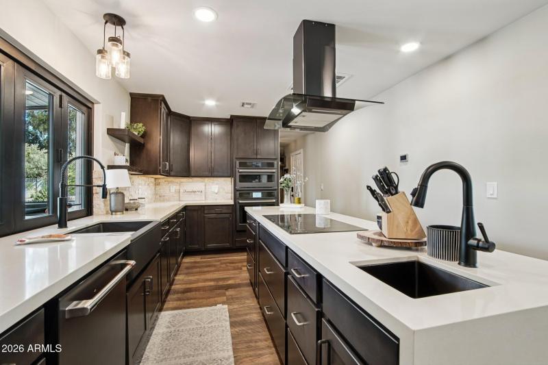 15-web-or-mls-E Betty Elyse Ln-S0303-015