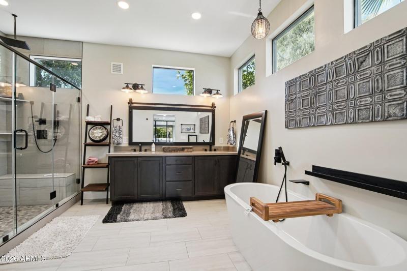 20-web-or-mls-E Betty Elyse Ln-S0303-020