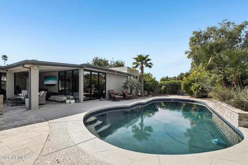 33-web-or-mls-E Betty Elyse Ln-S0303-033