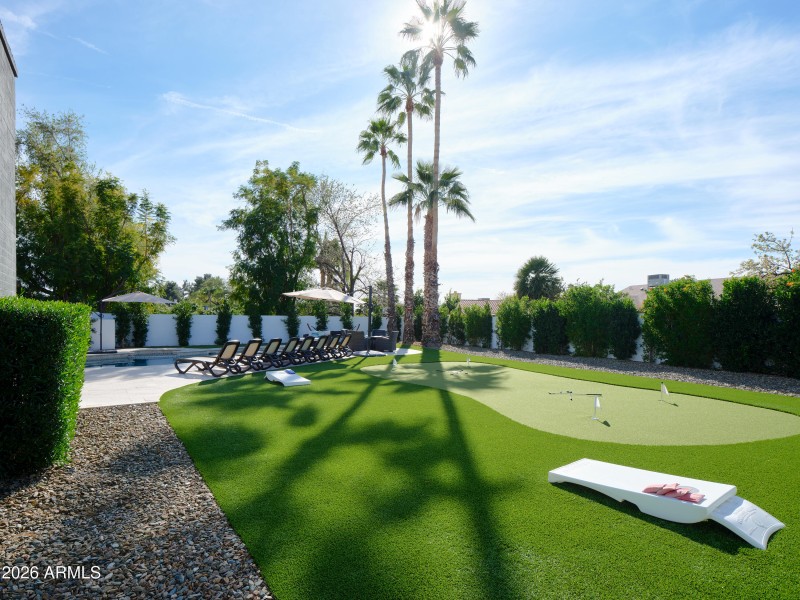 PropertyImageCo_15218N61stSt_WEB_15