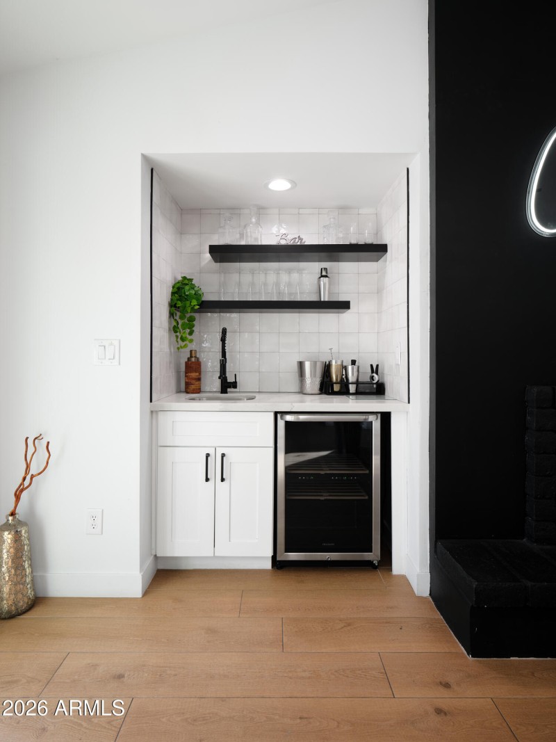 PropertyImageCo_15218N61stSt_WEB_33