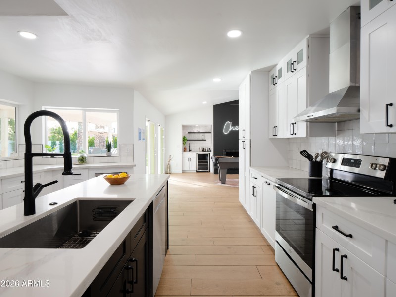 PropertyImageCo_15218N61stSt_WEB_45