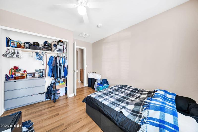 11779 W Belmont Dr-25