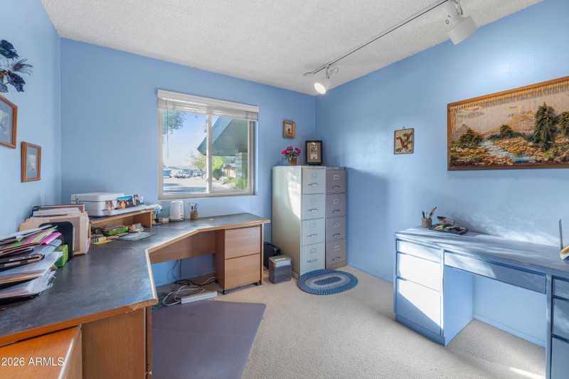 7125 N 20th Ave-7972