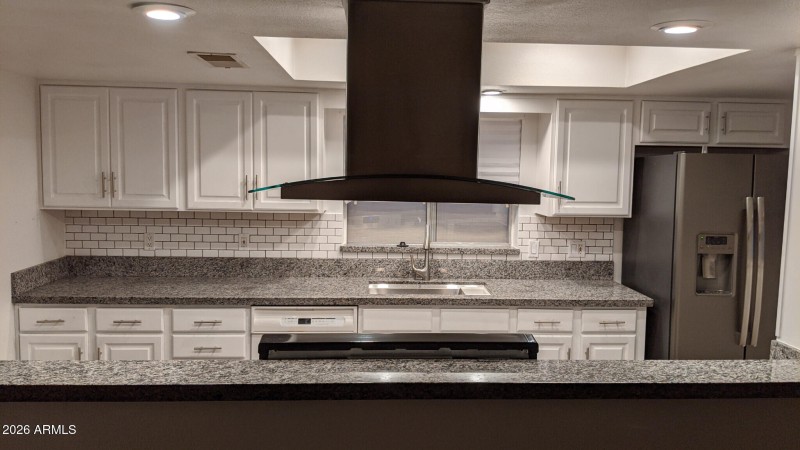 2) 55794-67f6f8d4f0587