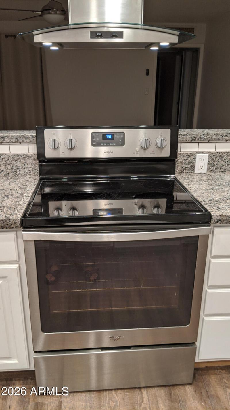 4) 55794-67f6f8ec0ab7d