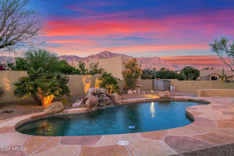 77-web-or-mls-P1547390