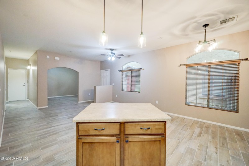 2150 W Alameda Rd Unit 1058-9