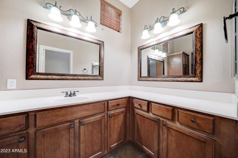 2150 W Alameda Rd Unit 1058-16