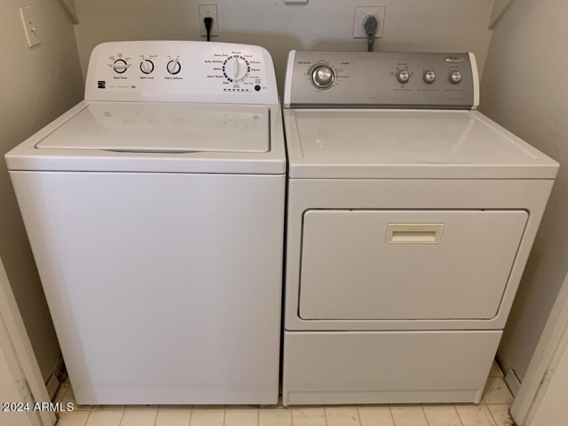 Laundry Room_1
