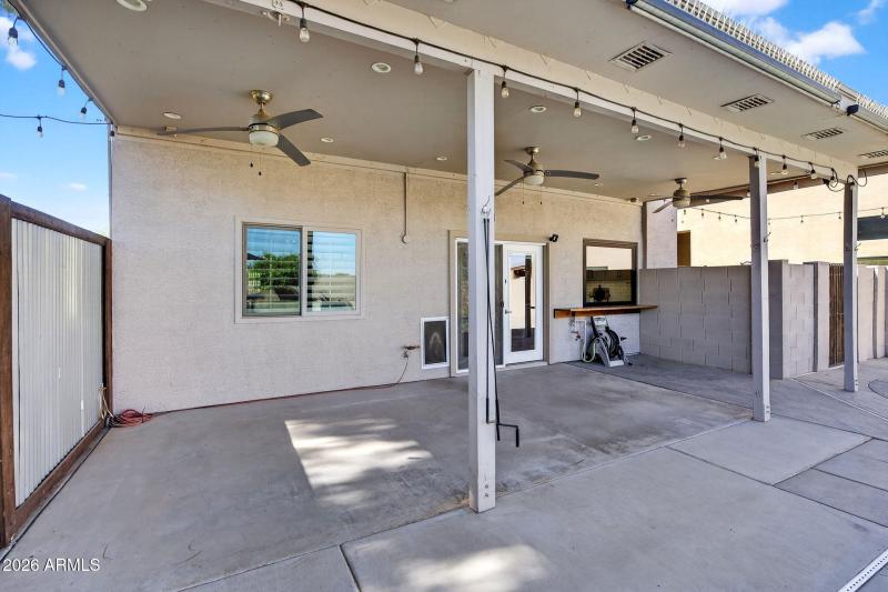 60-web-or-mls-86Davis Way