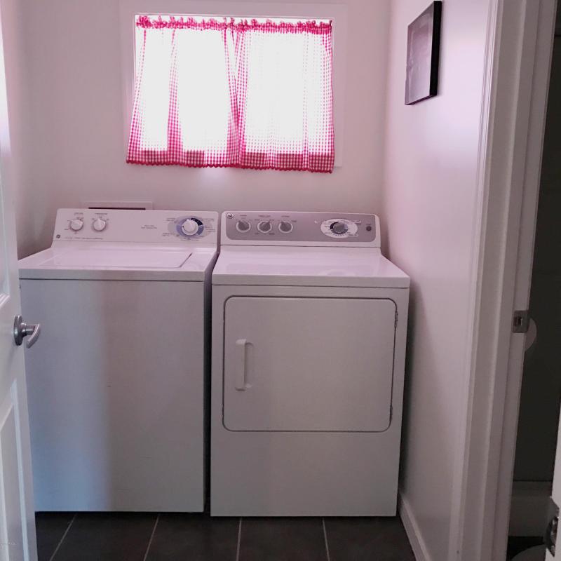 WASHER + DRYER