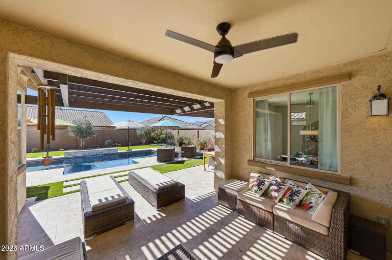 Fabulous covered Patio