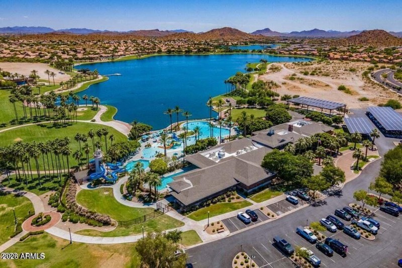 Starpointe Resident Center on the Lake