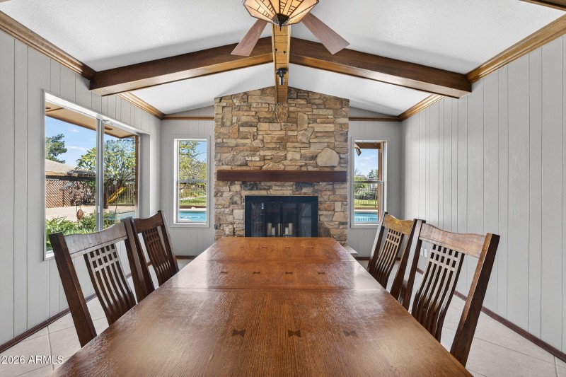 18-web-or-mls-49N Delmar