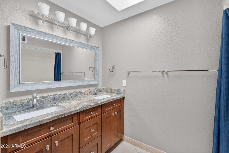 34-web-or-mls-05N Delmar