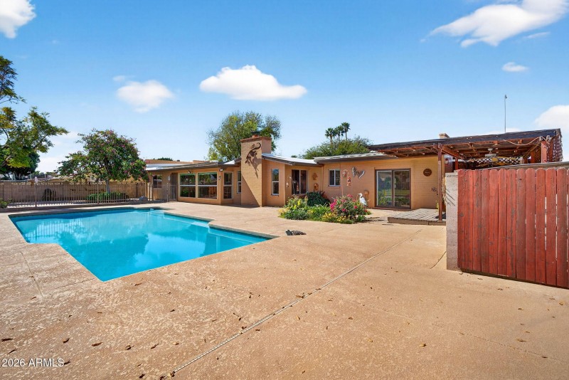 37-web-or-mls-31N Delmar