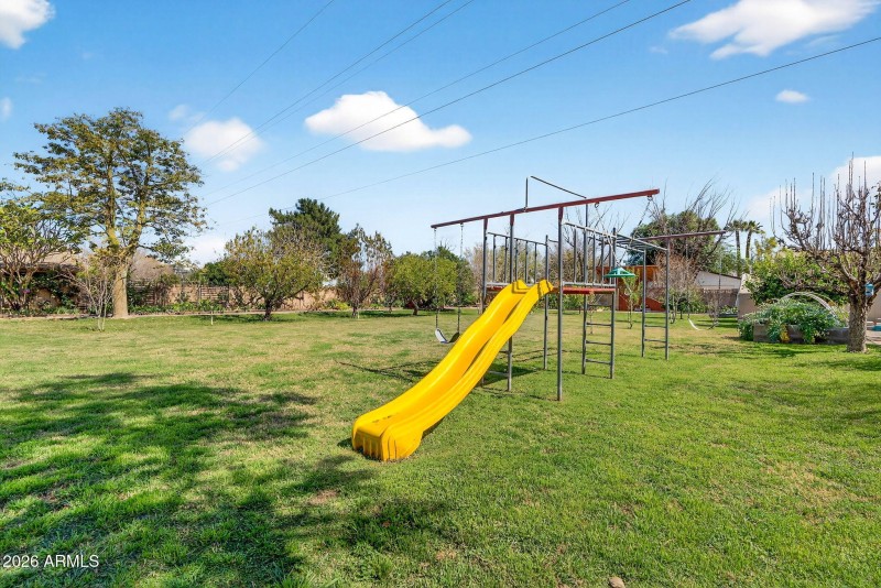 49-web-or-mls-38N Delmar