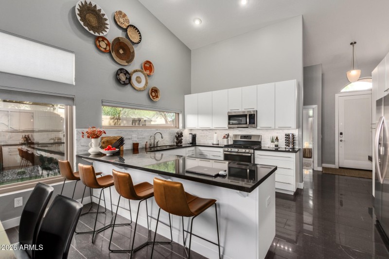 0018-18 - Red Mountain