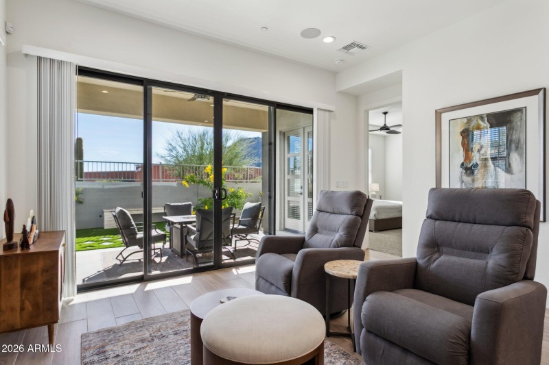 8-web-or-mls-1-easy-st-unit-30