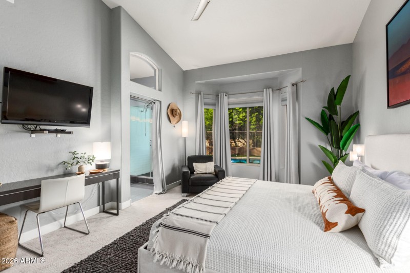 0024-24 - Red Mountain