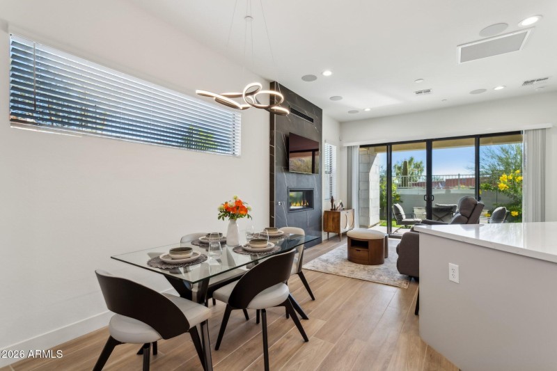 14-web-or-mls-1-easy-st-unit-30