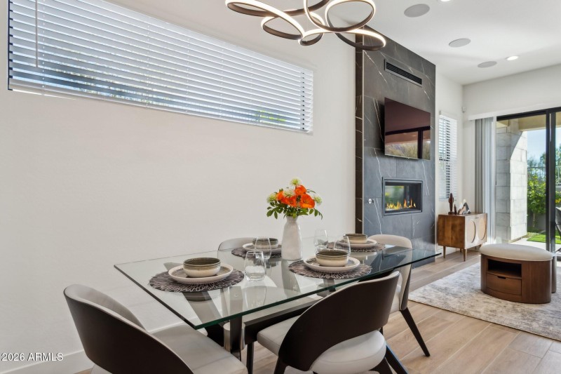 16-web-or-mls-1-easy-st-unit-30