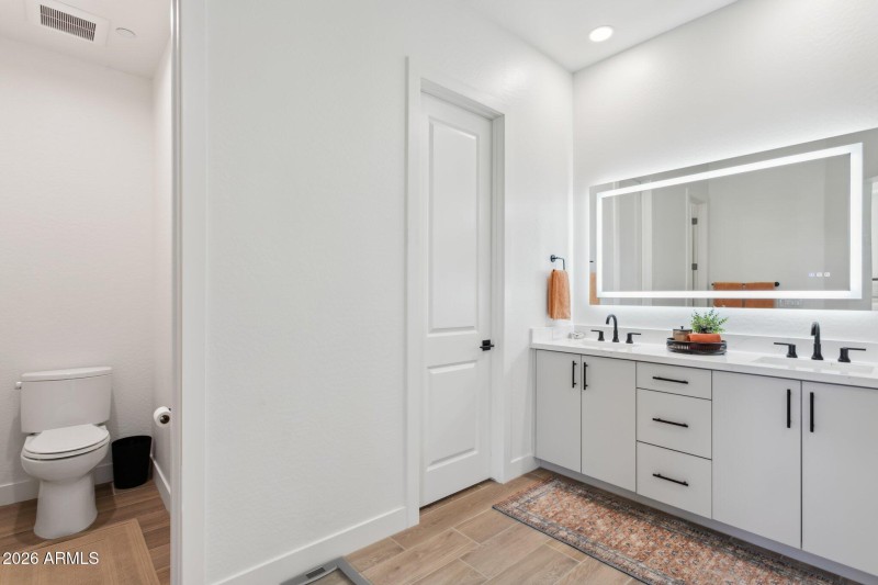 25-web-or-mls-1-easy-st-unit-30