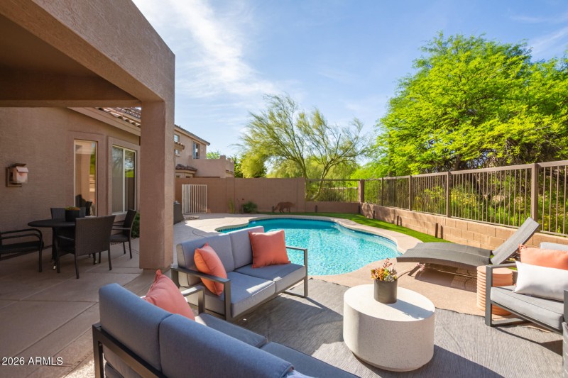 0045-45 - Red Mountain