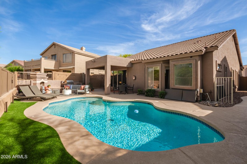 0050-50 - Red Mountain