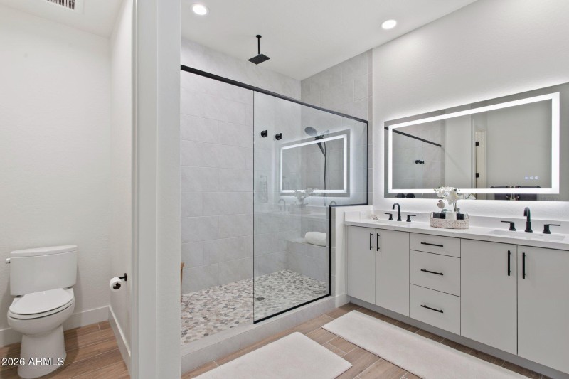 30-web-or-mls-1-easy-st-unit-30