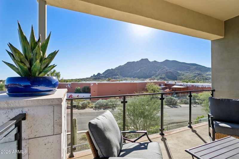 48-web-or-mls-1-easy-st-unit-30