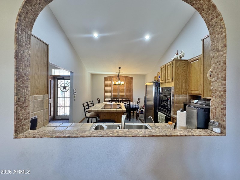 Pass through to kitchen