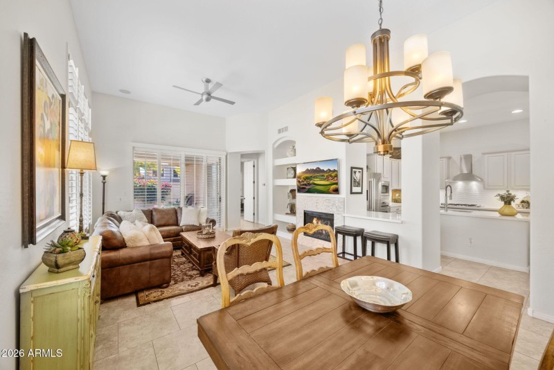 9-web-or-mls-15240-n-clubgate-dr-166