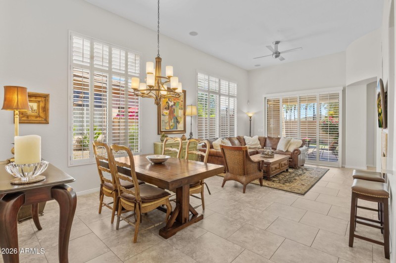 8-web-or-mls-15240-n-clubgate-dr-166