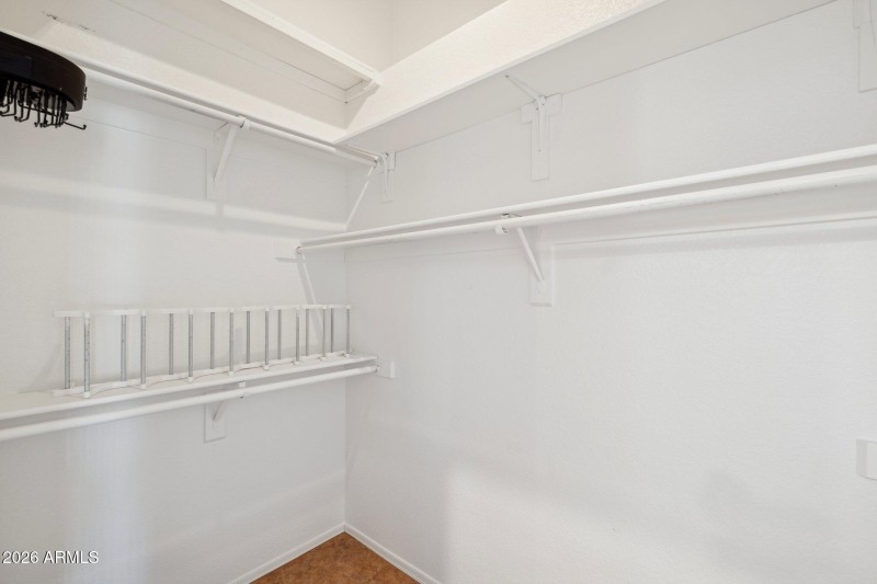 23-web-or-mls-9235-w-marconi-ave