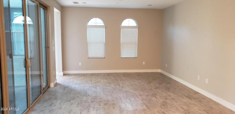 20231015232108412314000000-o