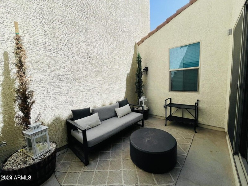 20231015232117973522000000-o