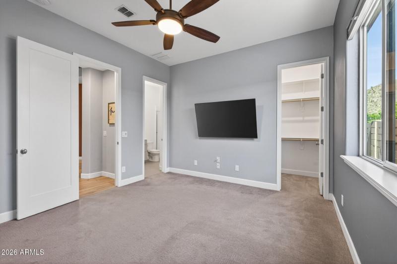 40_21291_W_Meadowbrook_Ave40_mls