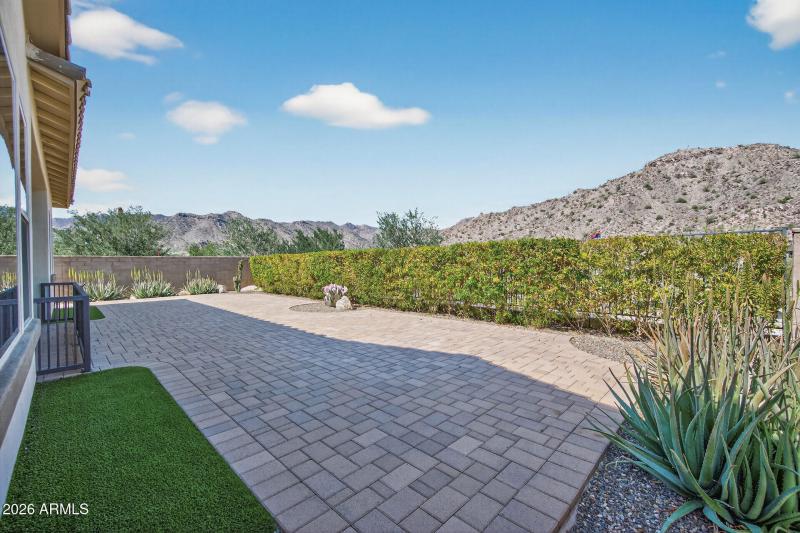 52_21291_W_Meadowbrook_Ave52_mls