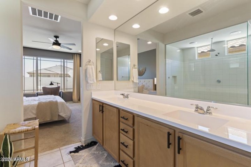 20250429195412478400000000-o (1)