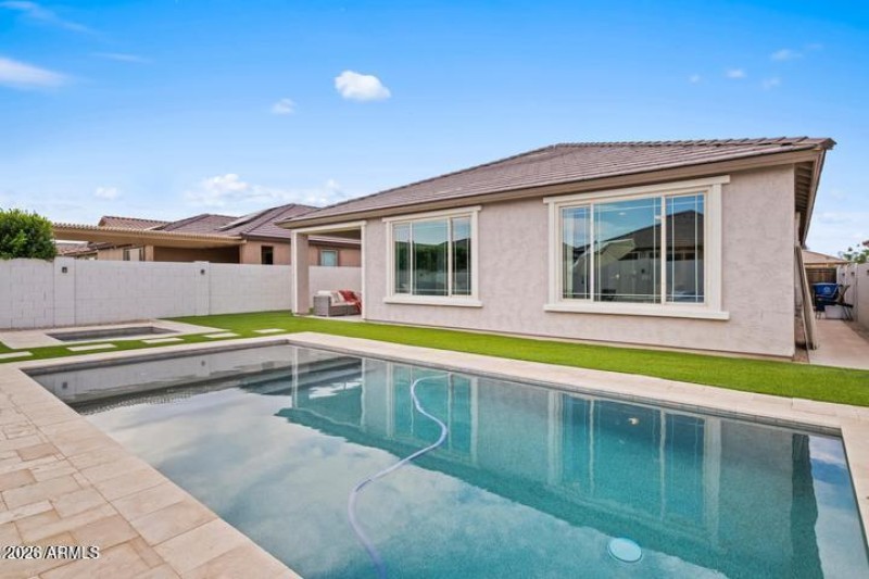 20250430170140121010000000-o